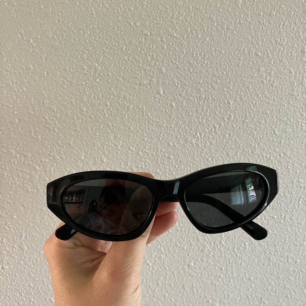 Banbé The Hailey Black Sunglasses